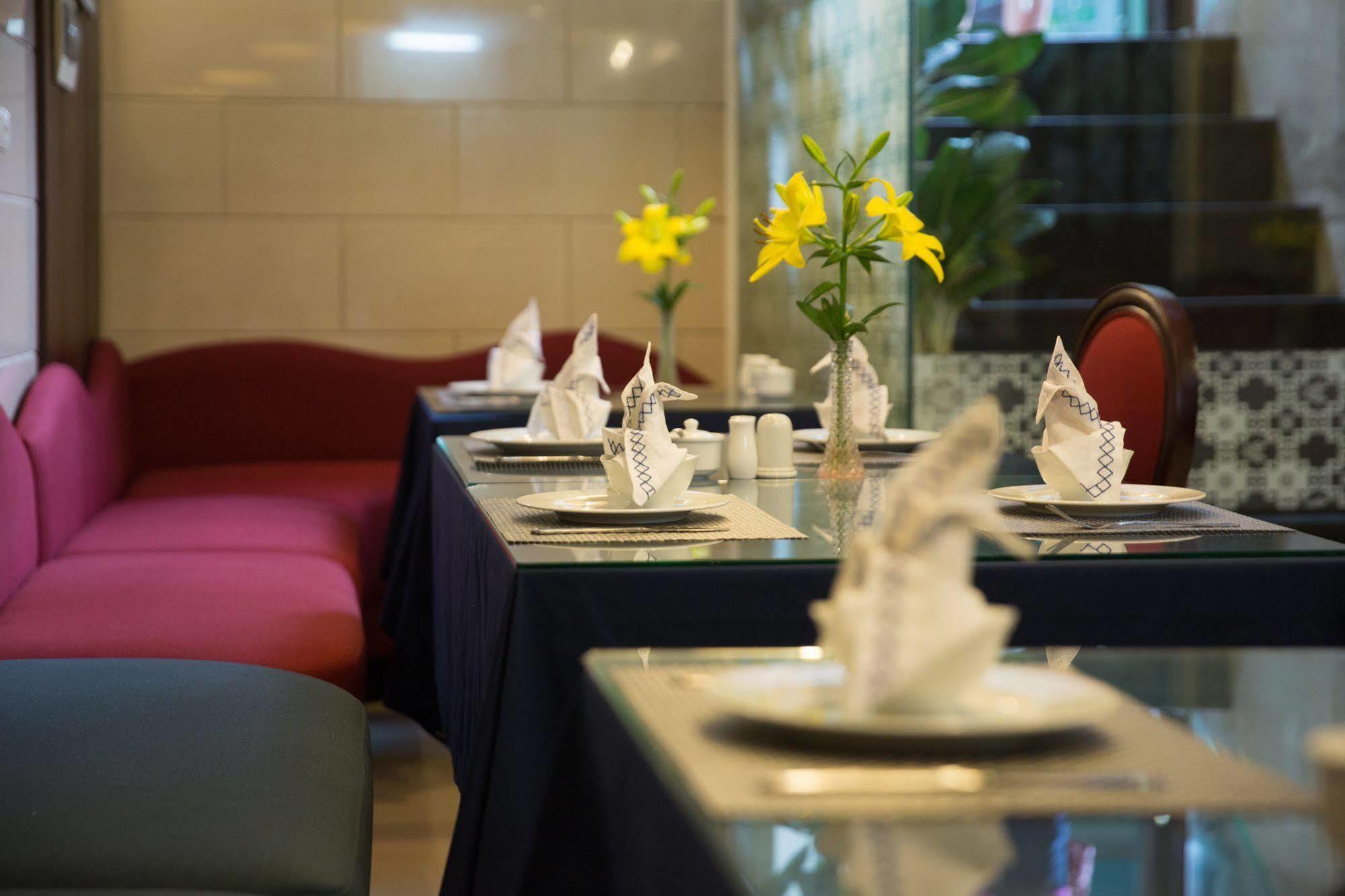 Hotel Serene Premier