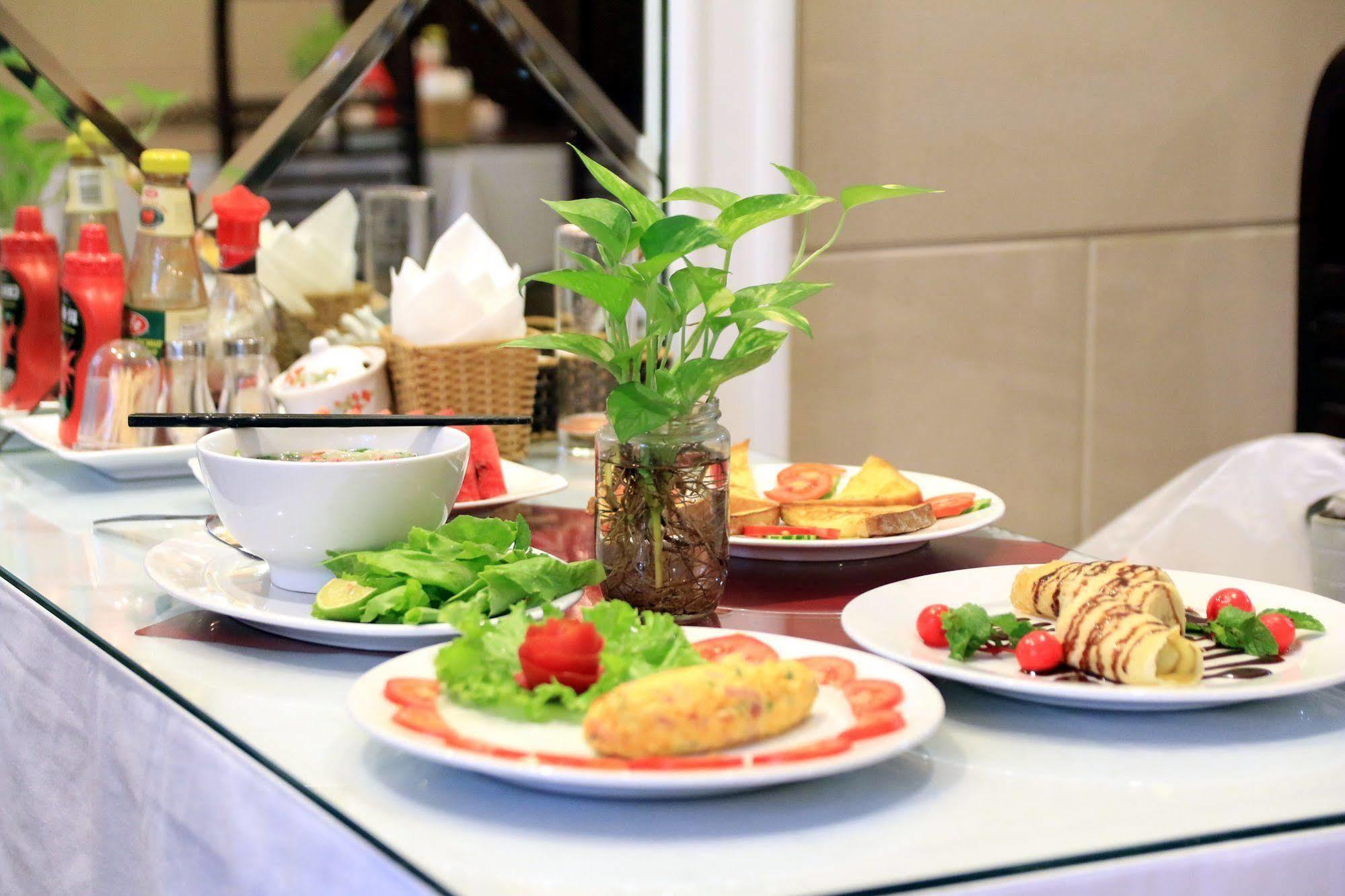 Serene Premier 3* Hanoi