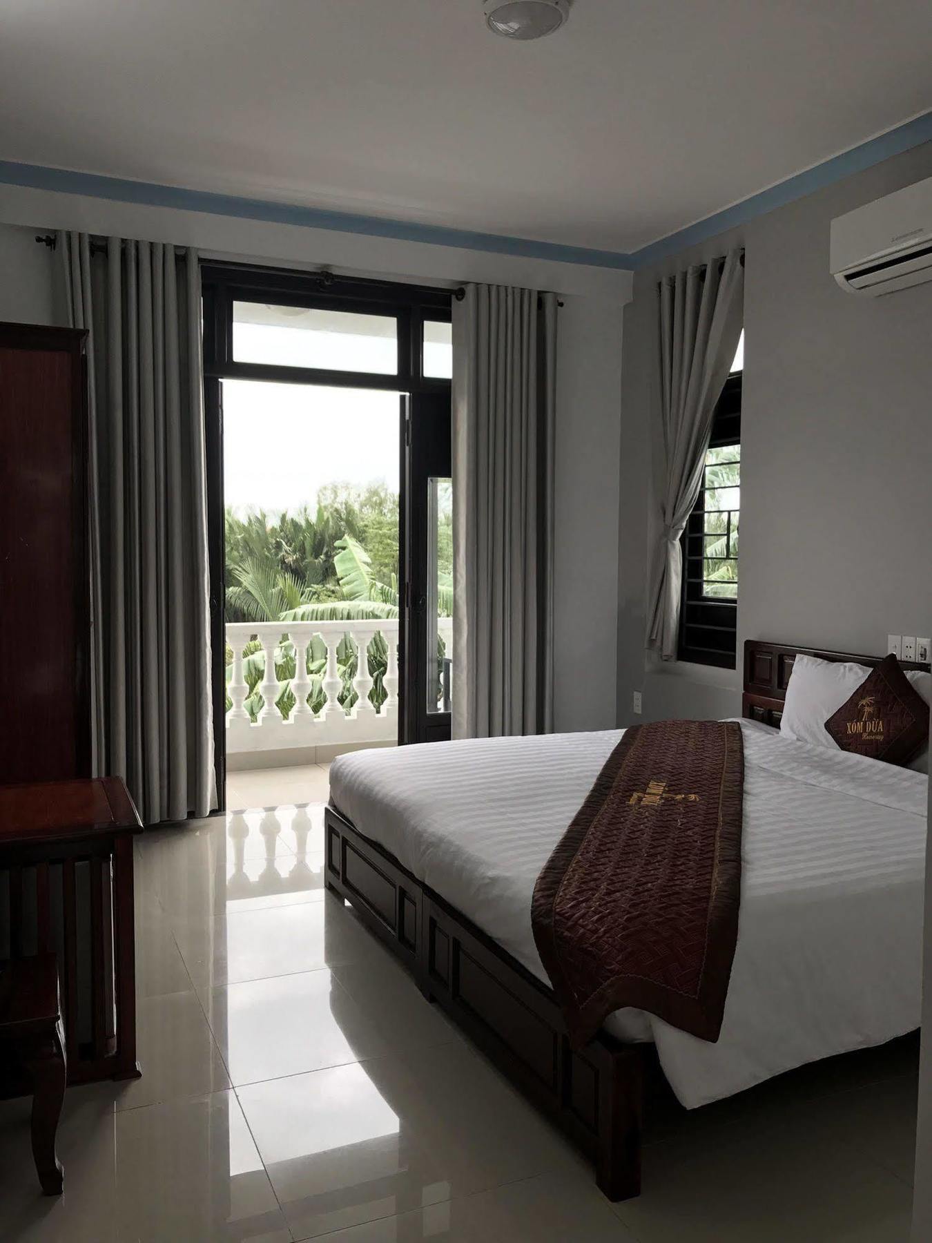 Hotel Xom Dua 2*