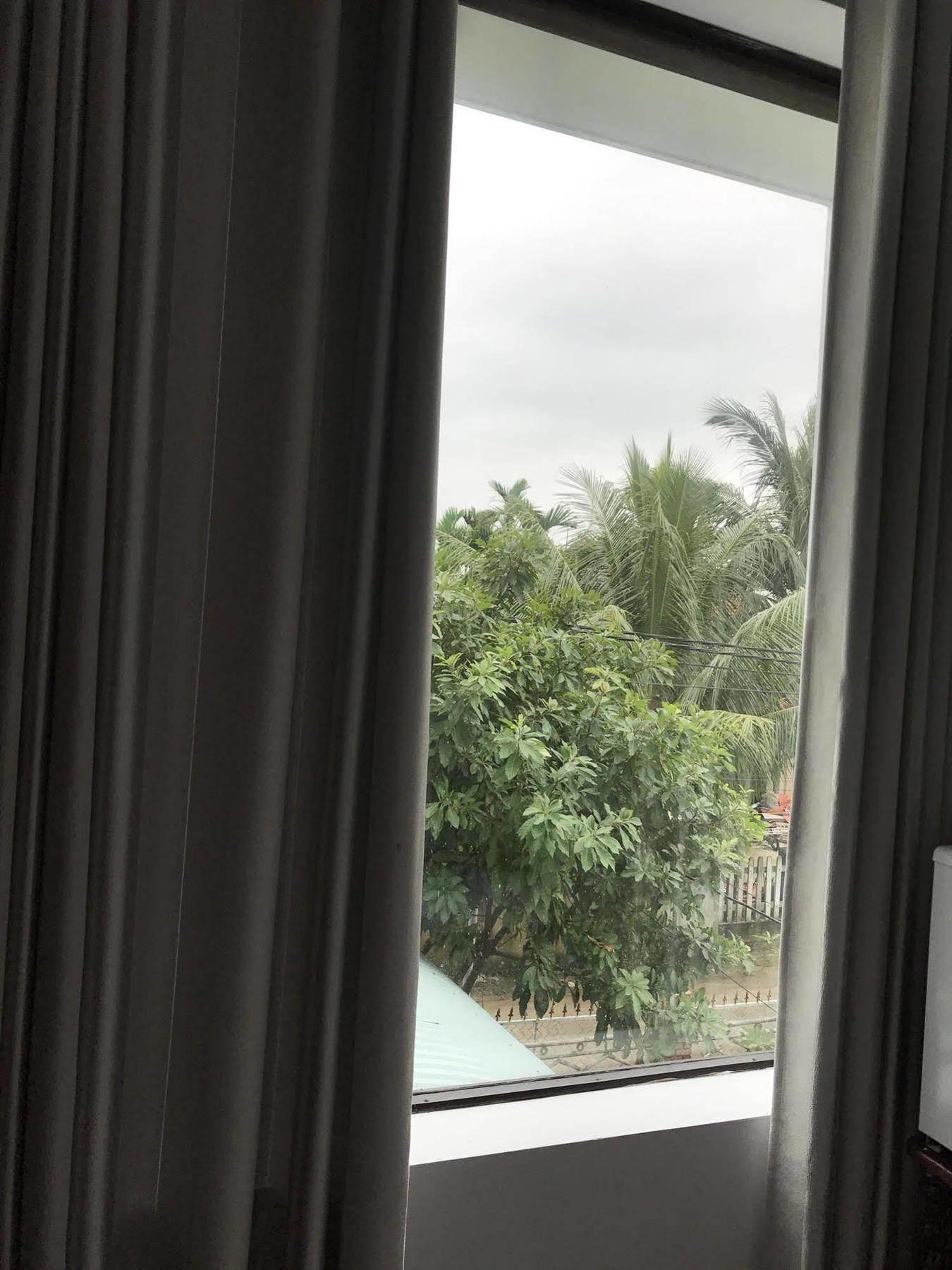 Hotel Xom Dua 2*