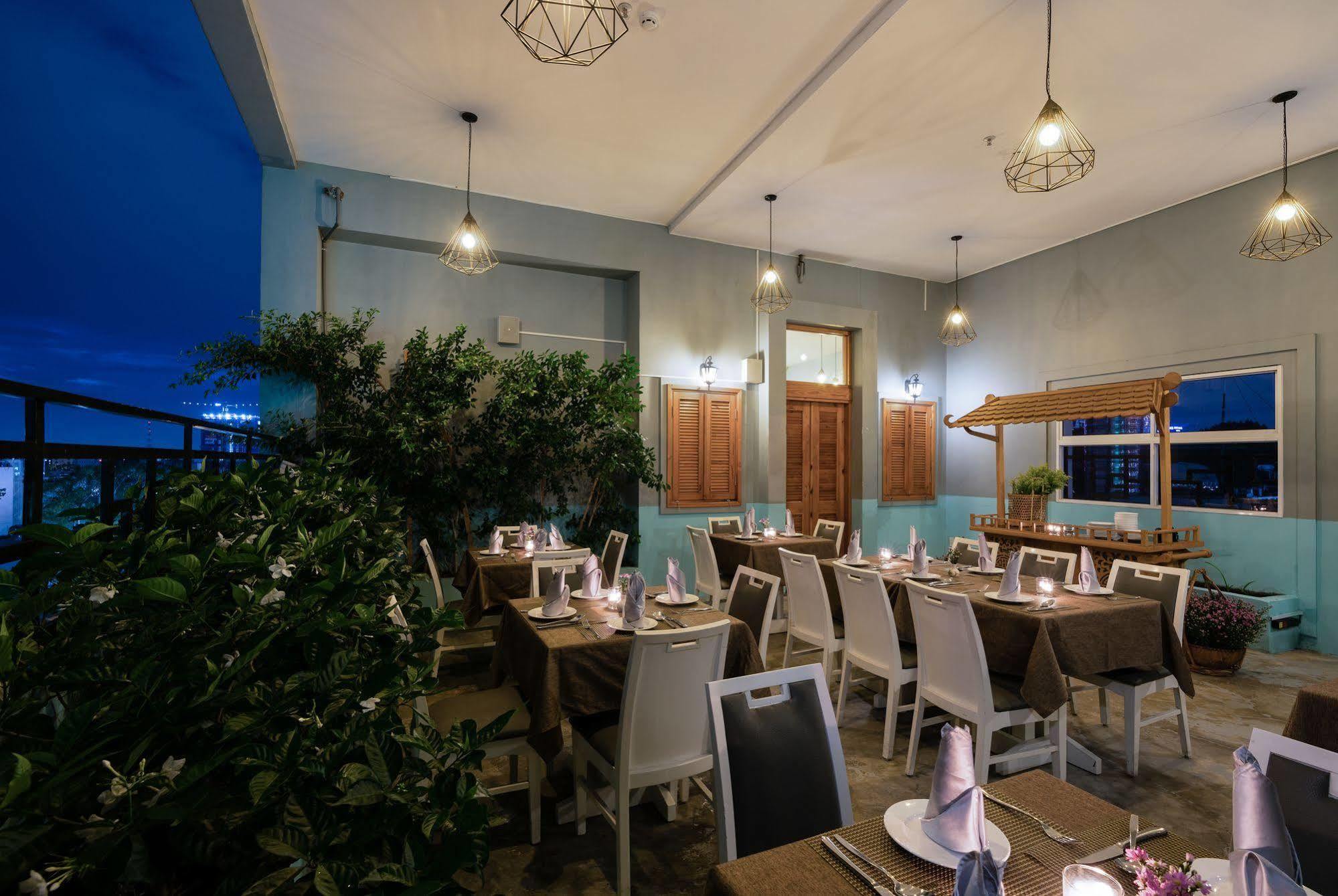 Asian Ruby & - 122f Bui Thi Xuan Street TP. Hồ Chí Minh