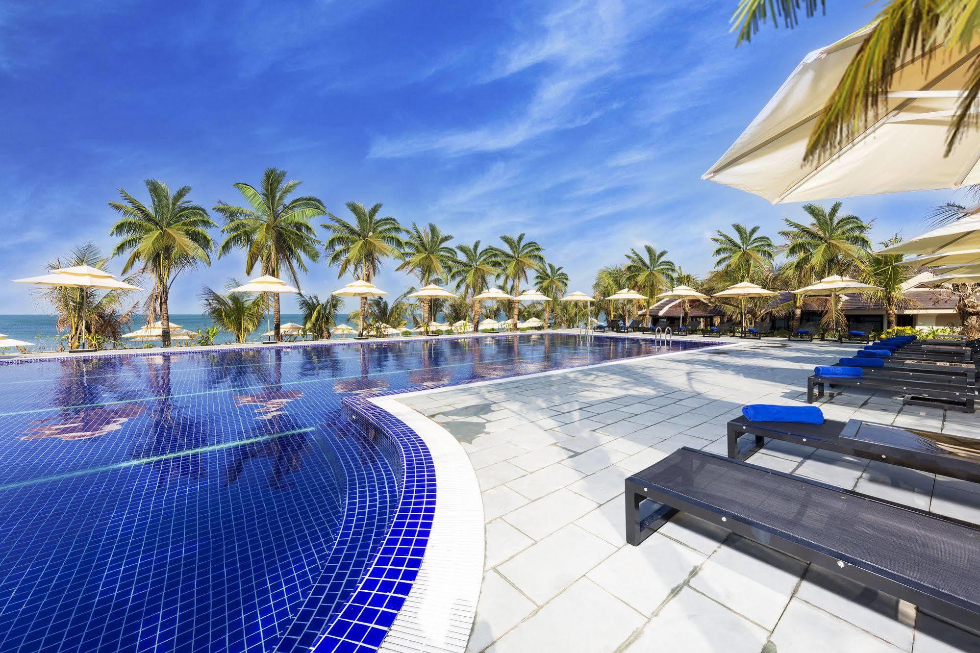Resort Amarin & 4*