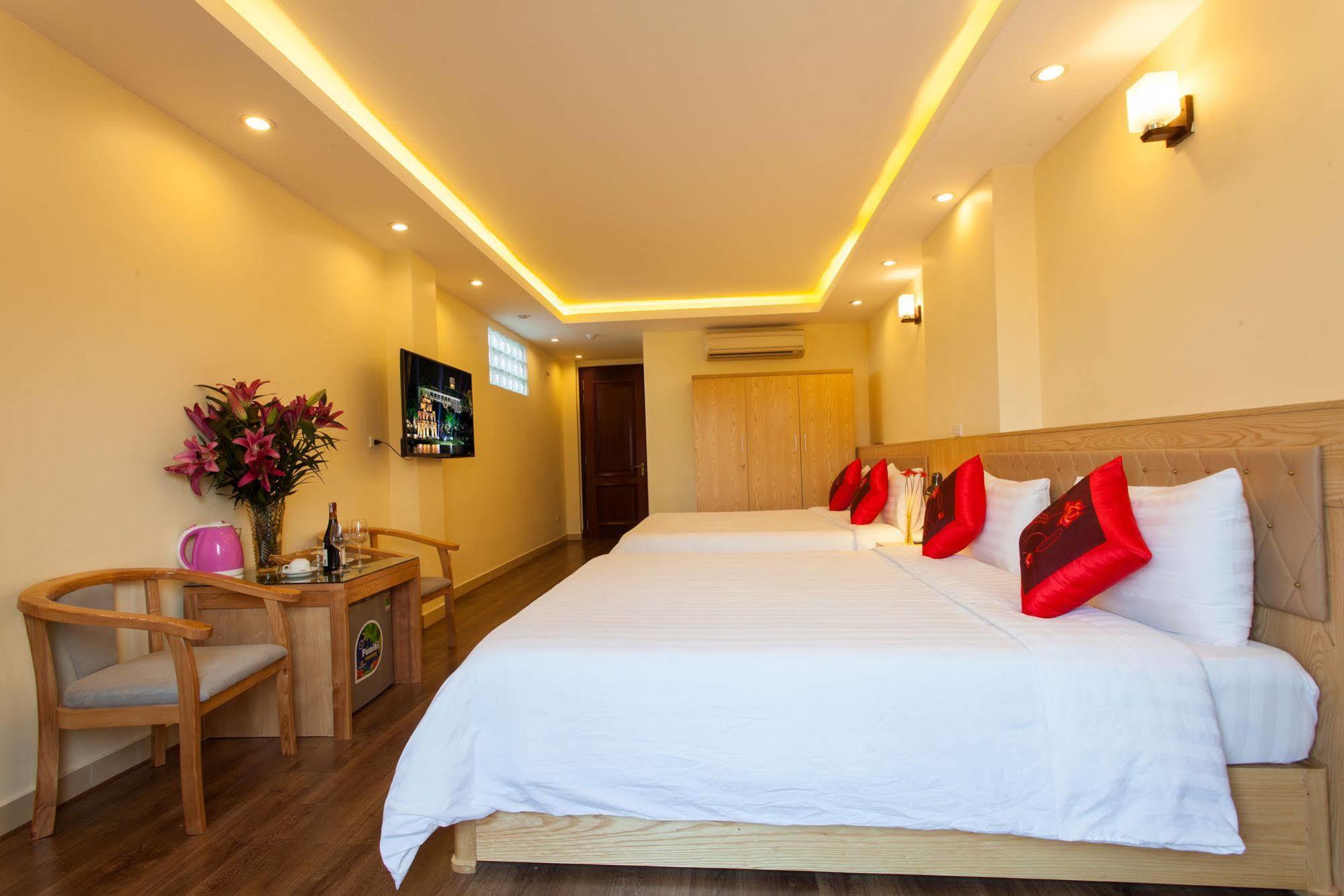 Queen Light Hotel Hanoi