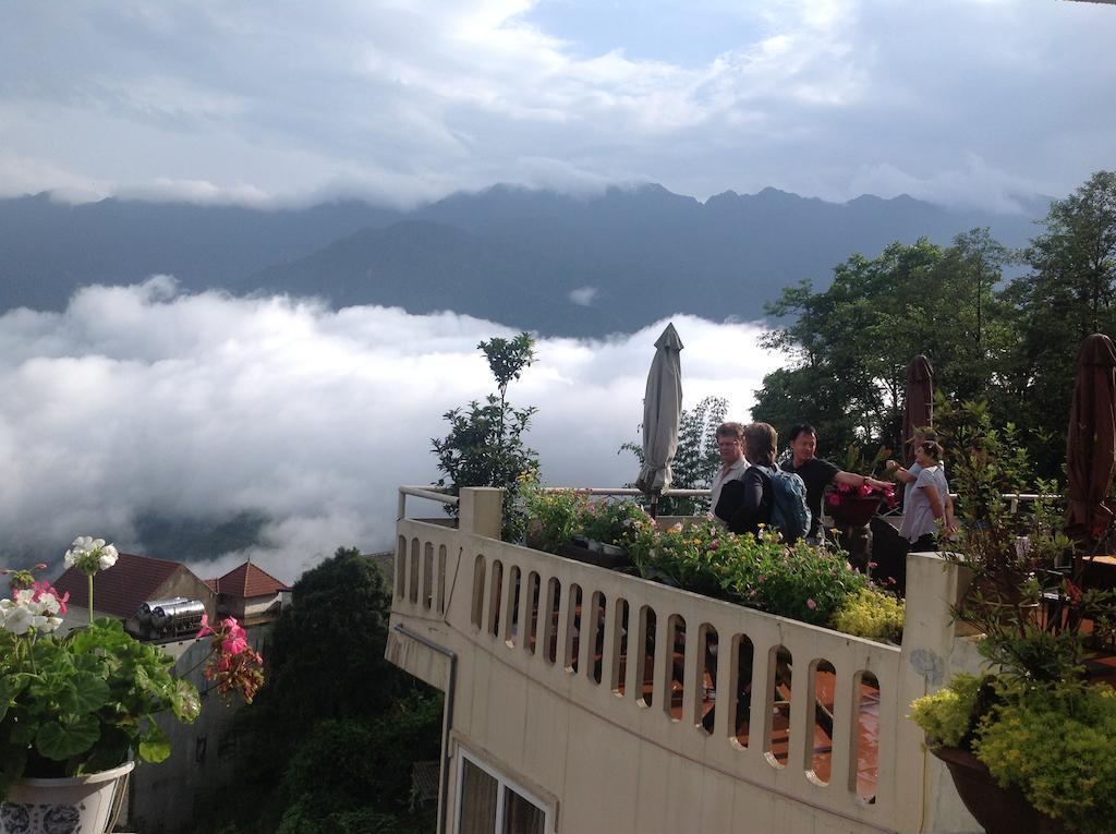 Hmong Khách sạn 3*