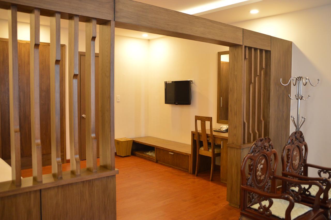 Phu Tho Hotel 2*