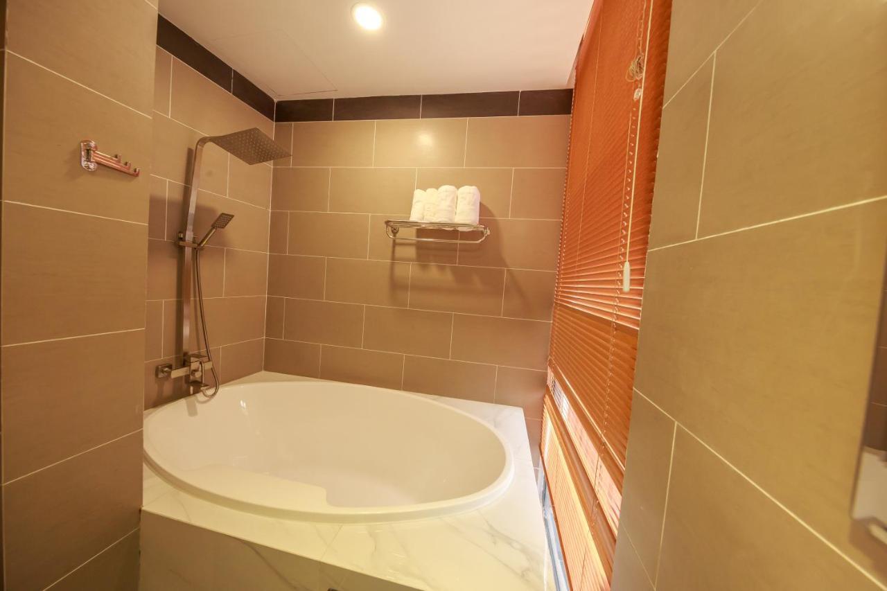 Khách sạn Varia 2*