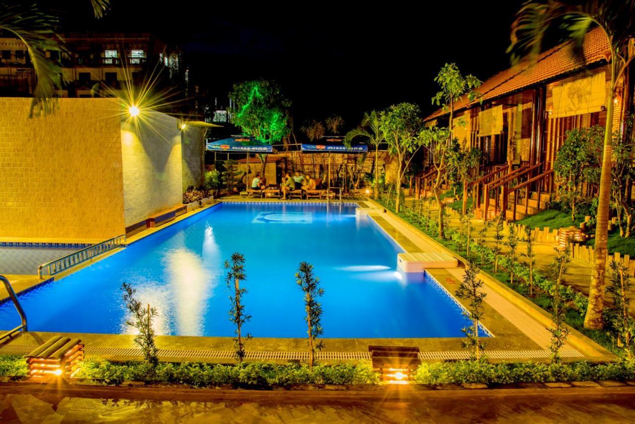Bien Xanh Hotel