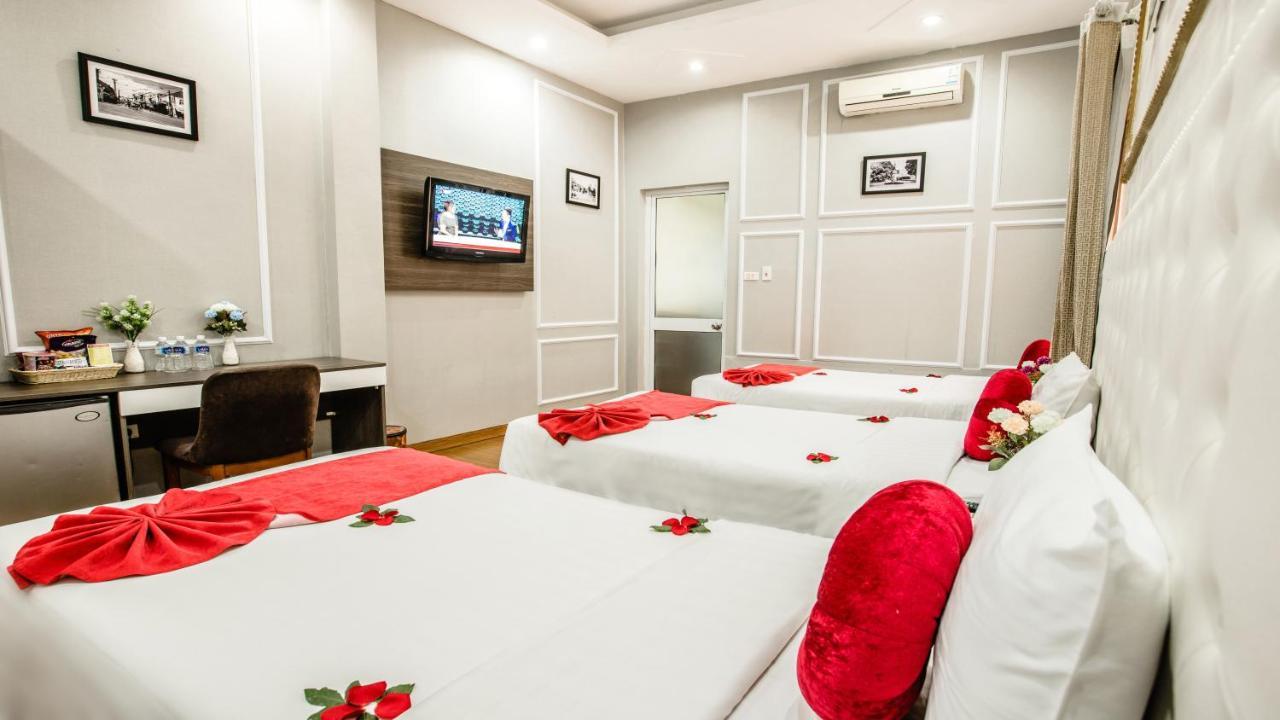 Amanda Hotel