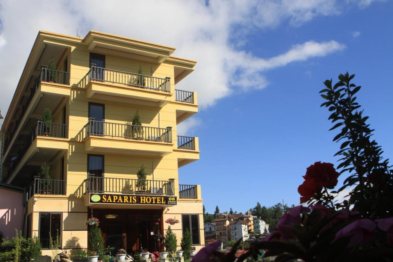 Khách sạn Saparis 3*