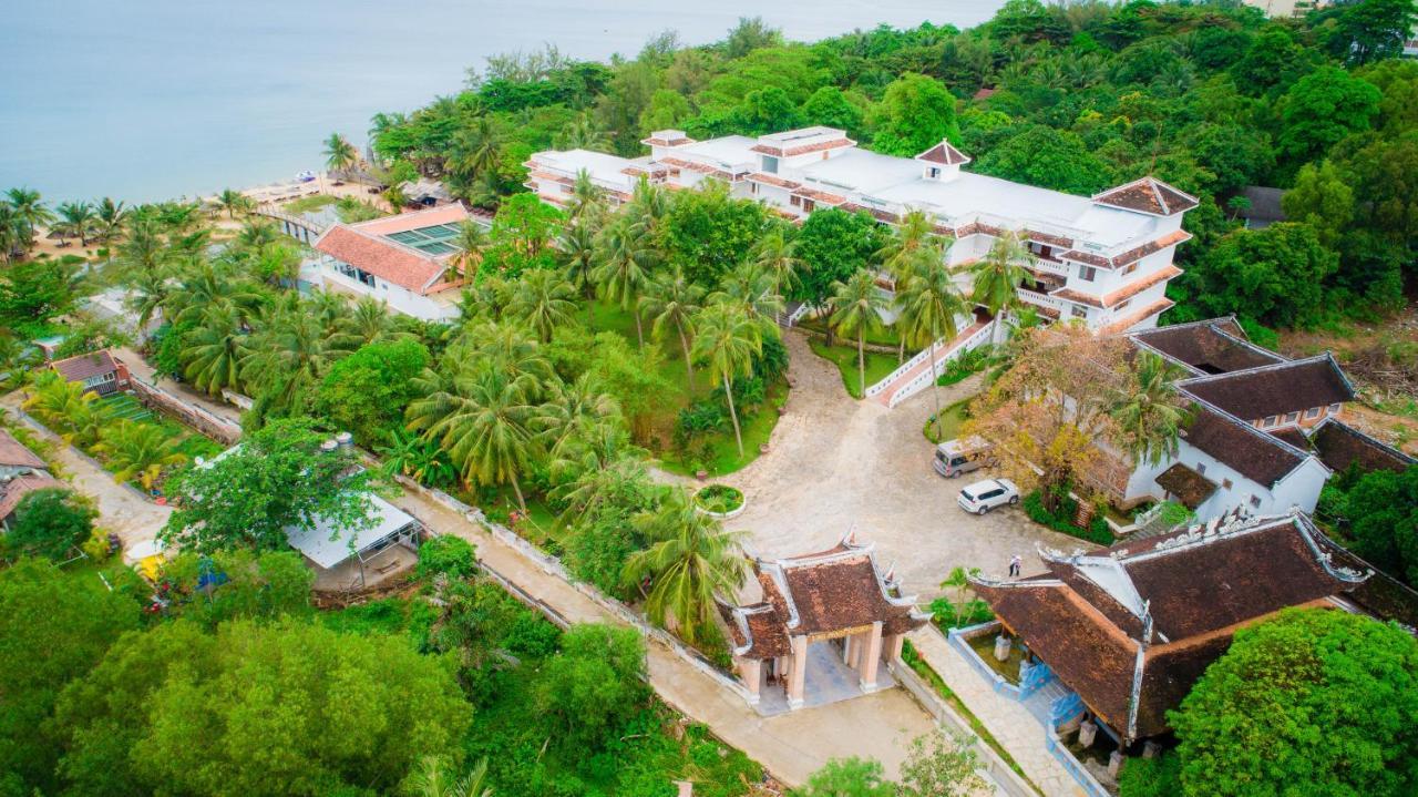 Resort Long 3*