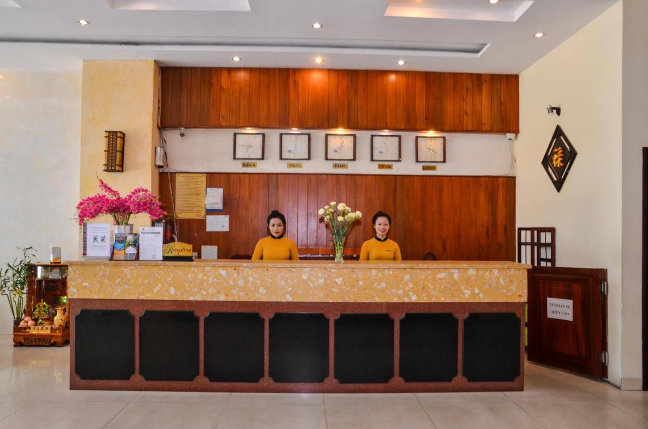 Hotel Queen