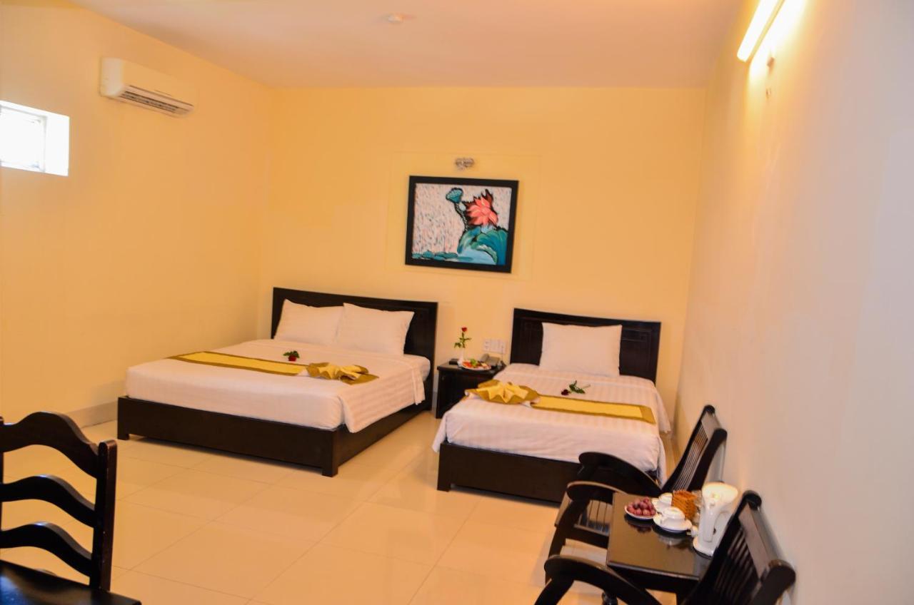 Queen Hotel 3*