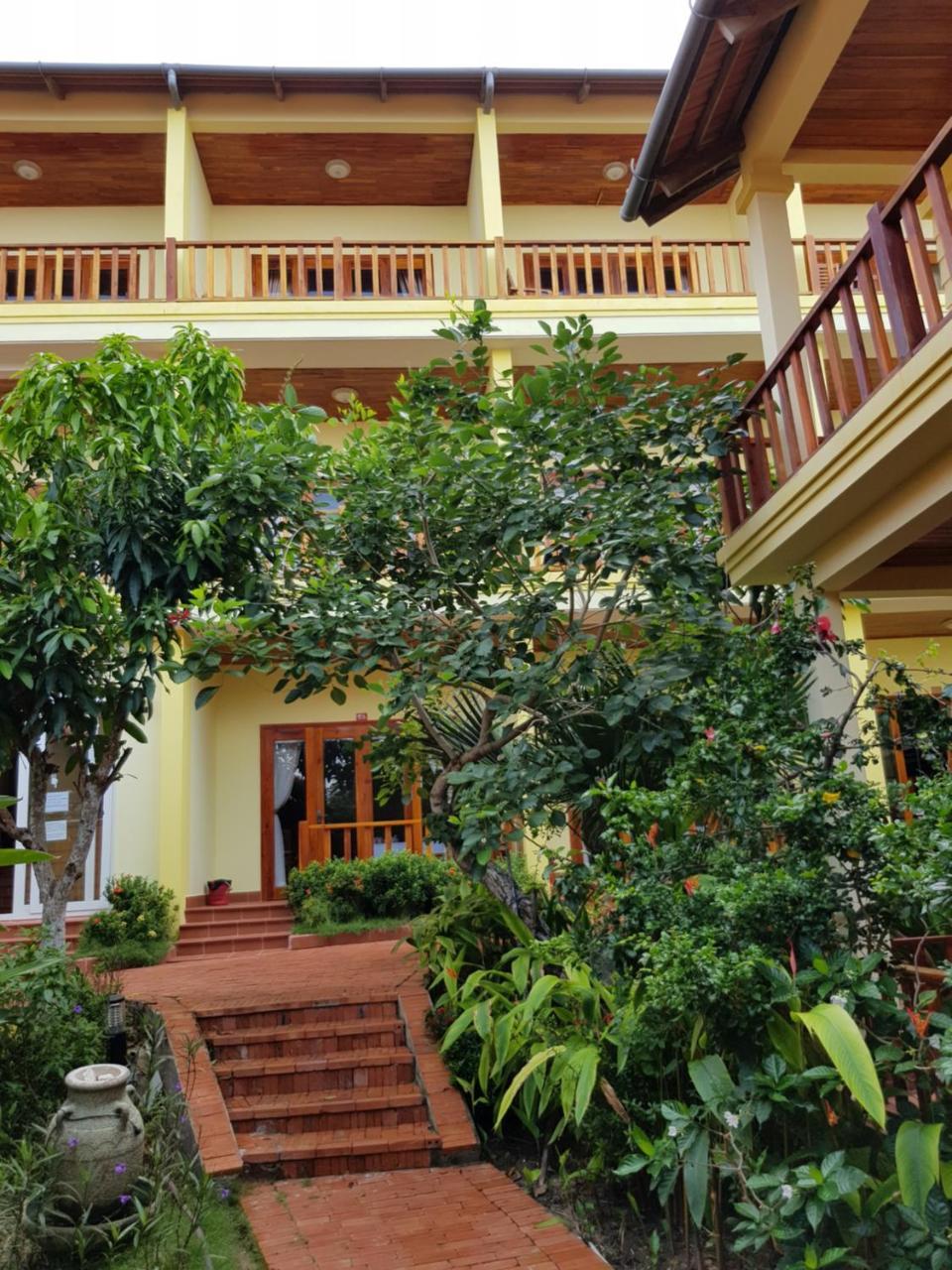 Free Resort