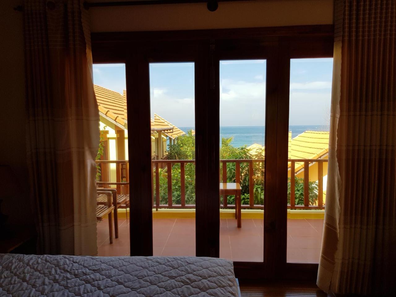 Resort Free