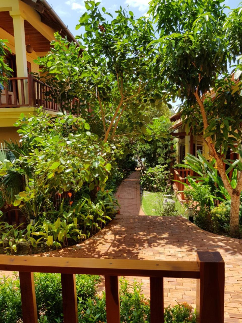 Free Resort