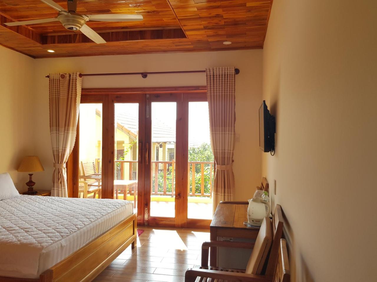 Resort Free