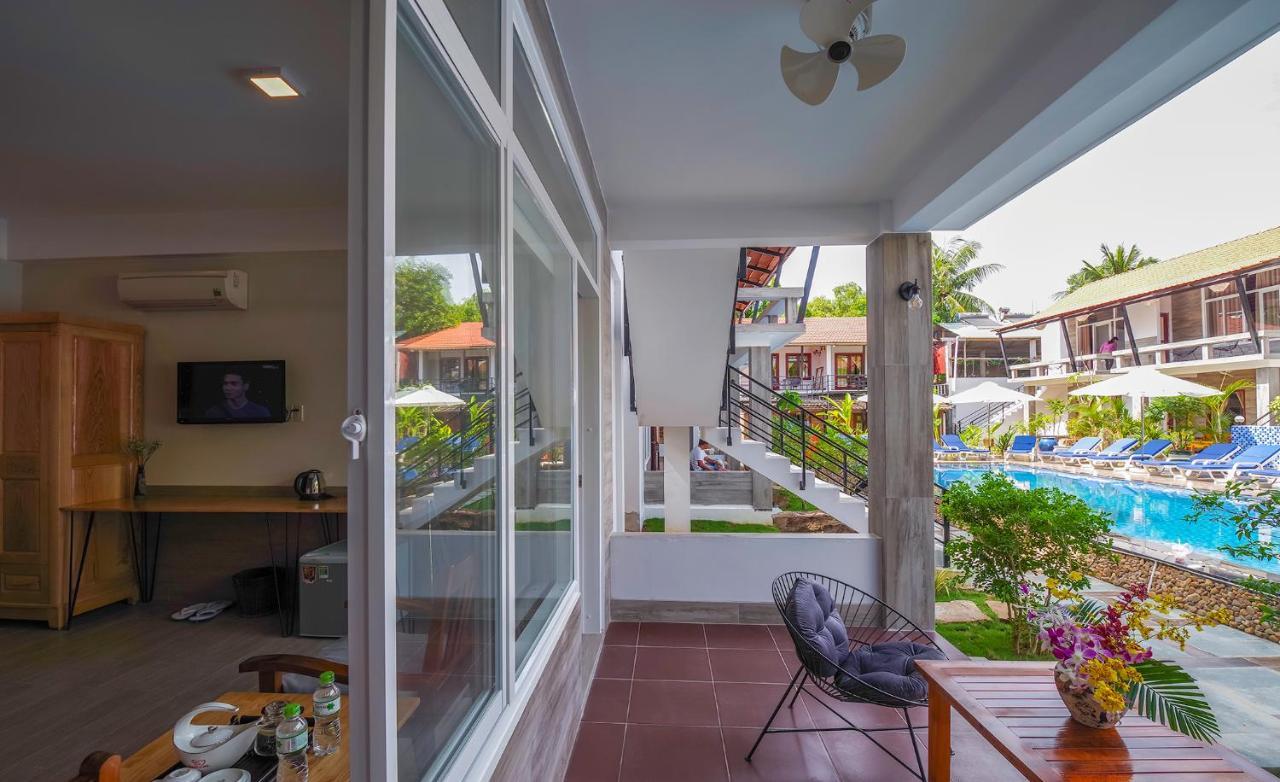 Waves Resort