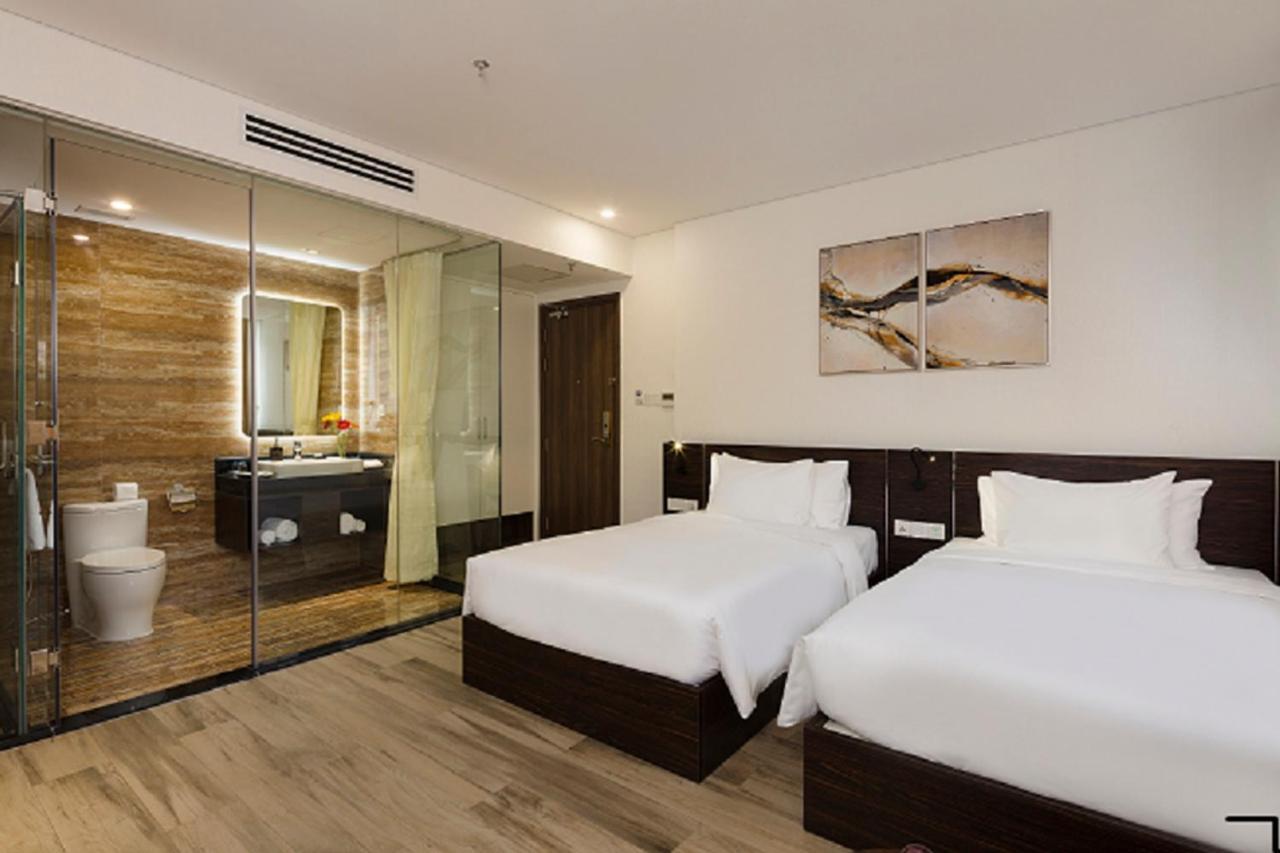 Emerald Bay & Nha Trang