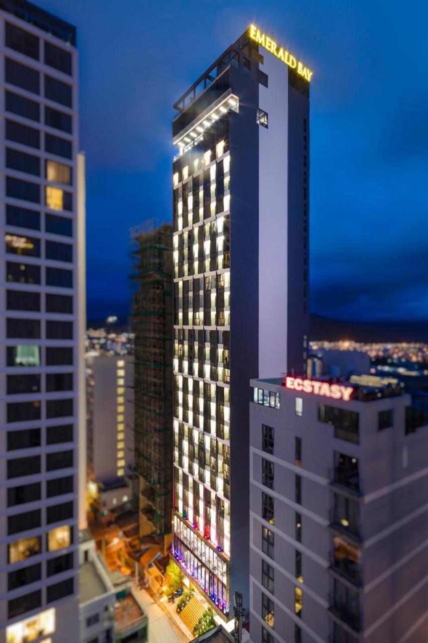 Hotel Emerald Bay & Nha Trang