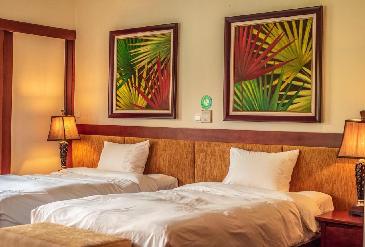 Resort Furama
