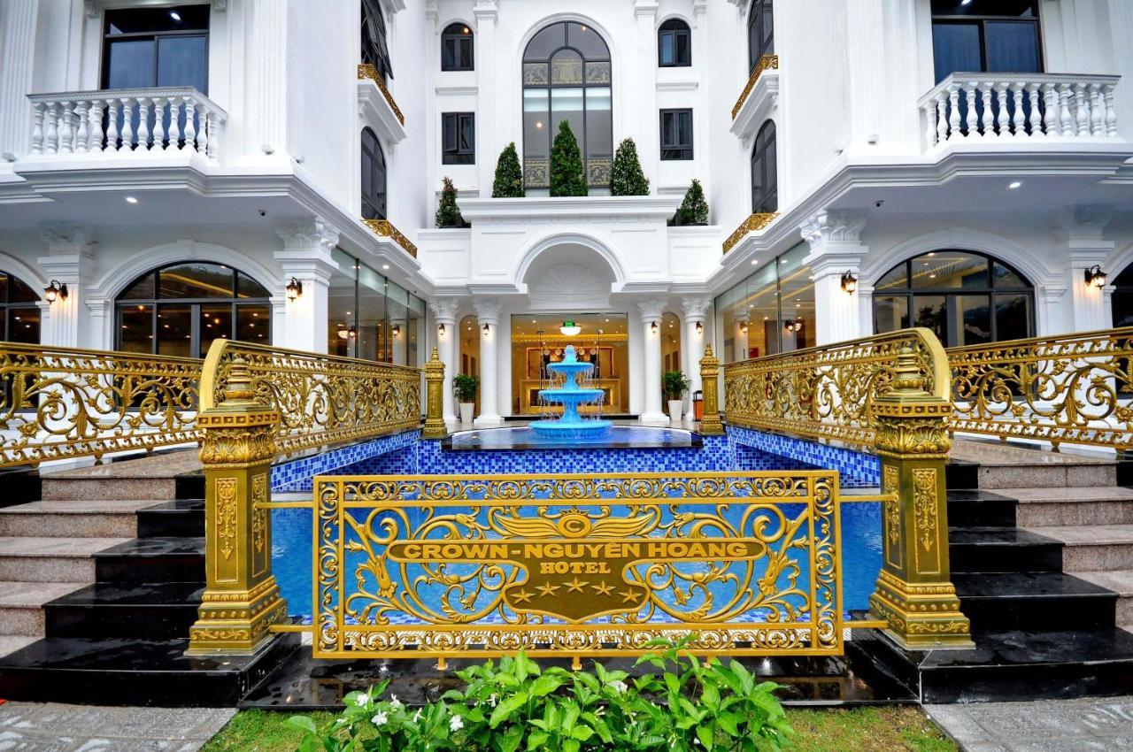 Crown Nguyen Hoang