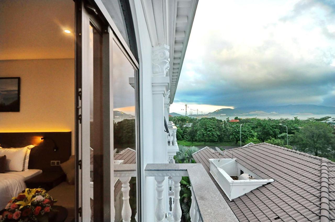 Crown Nguyen Hoang Nha Trang