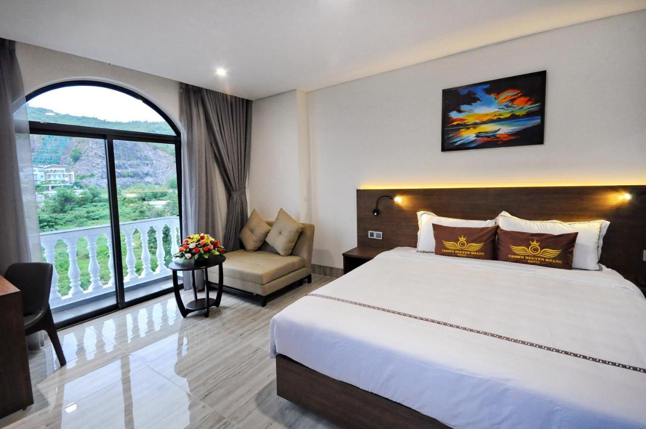 Crown Nguyen Hoang 4*