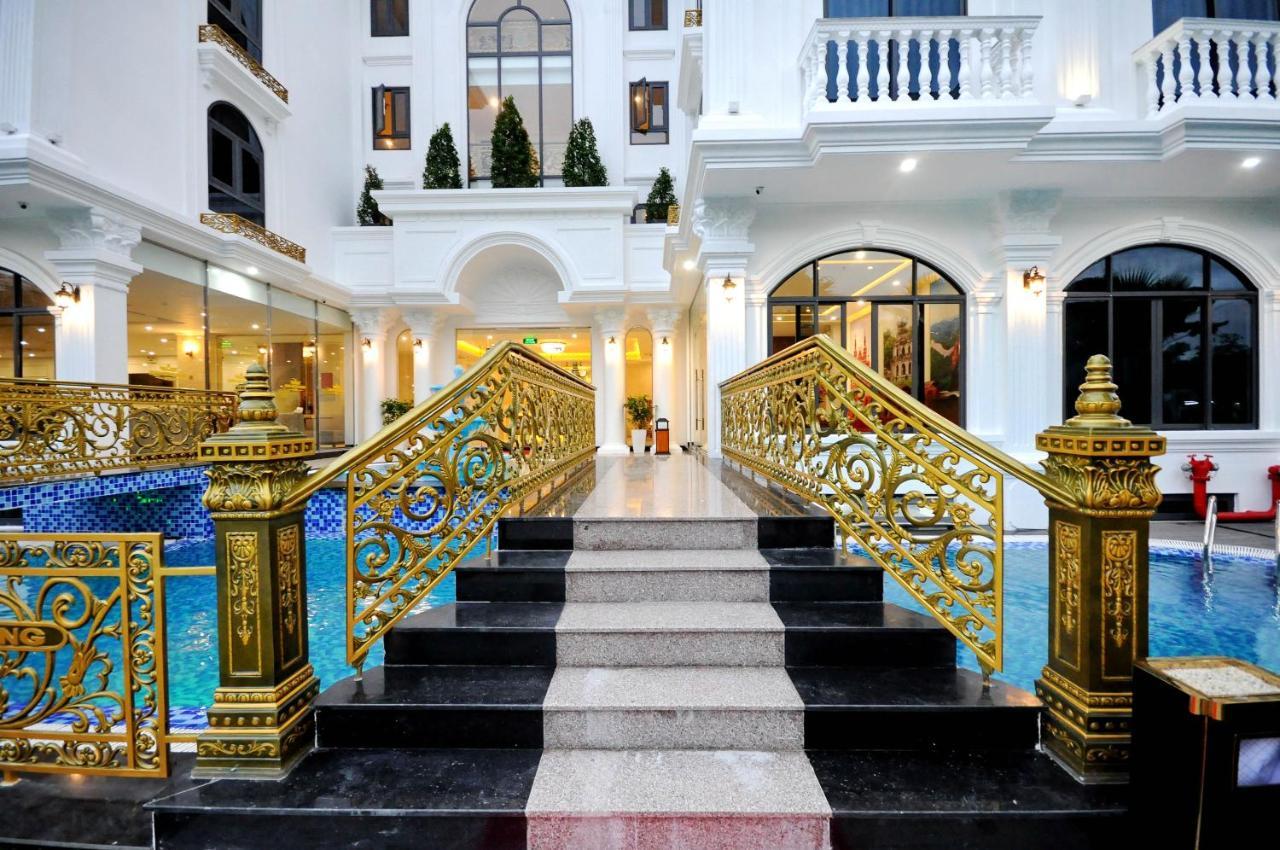 Crown Nguyen Hoang Hotel 4*