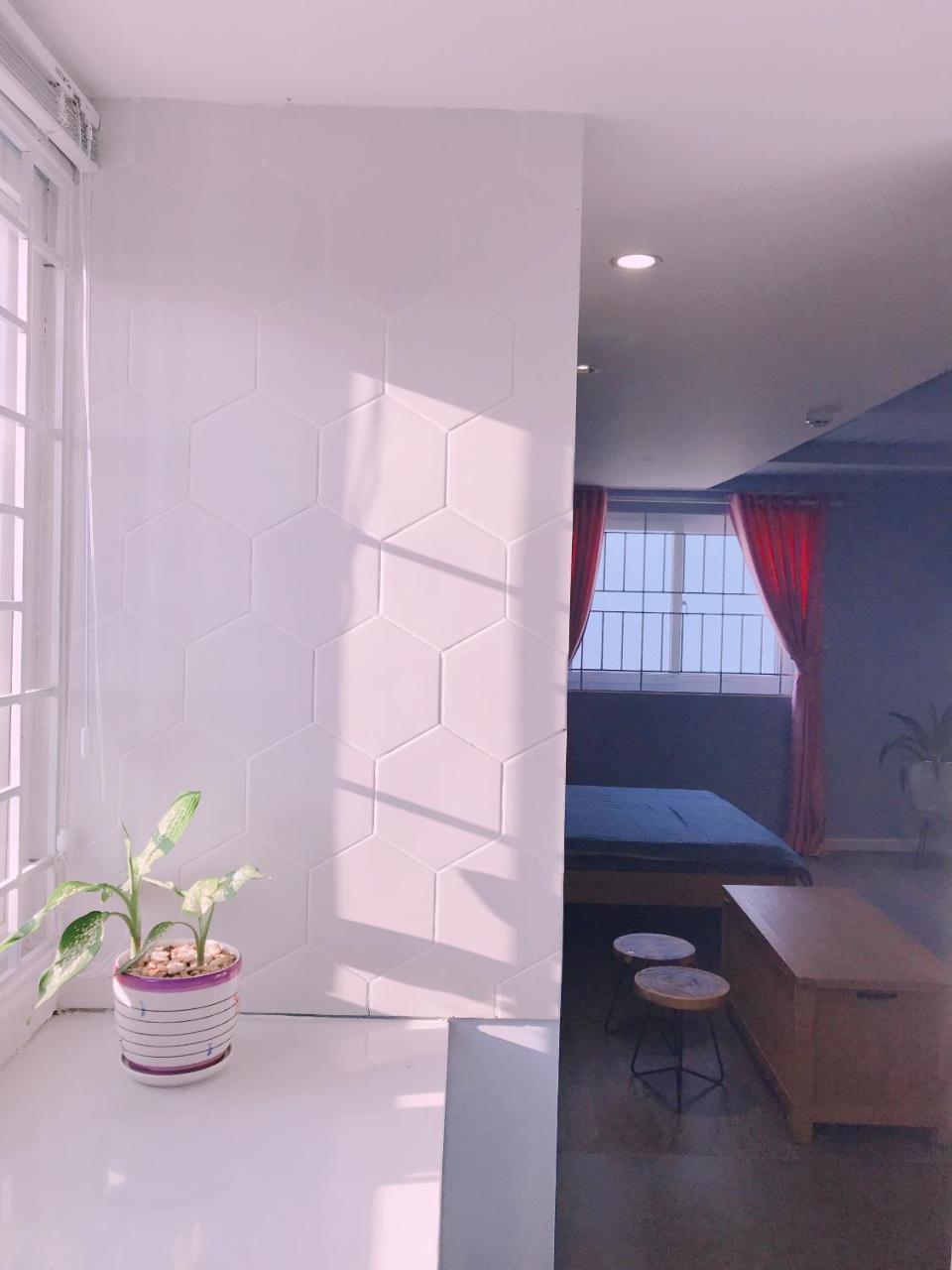 Sleep Box Bed & Breakfast