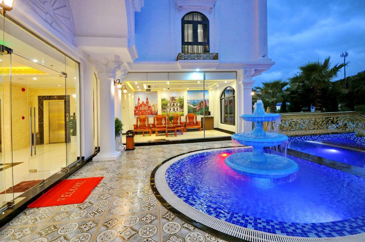 Crown Nguyen Hoang 4*