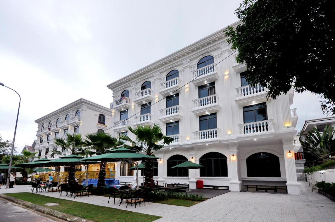 Crown Nguyen Hoang Nha Trang