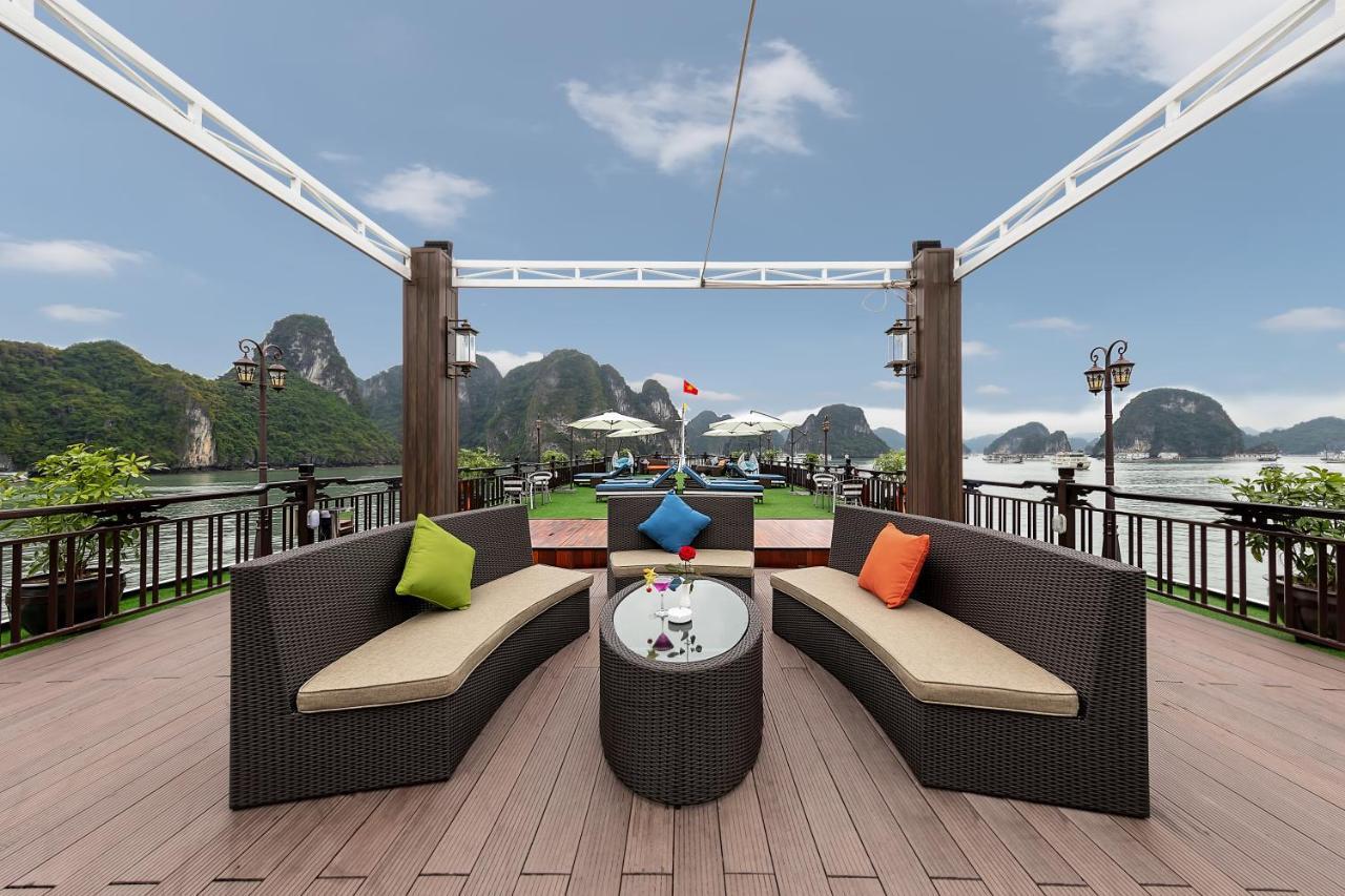 Margaret Cruises Ha Long