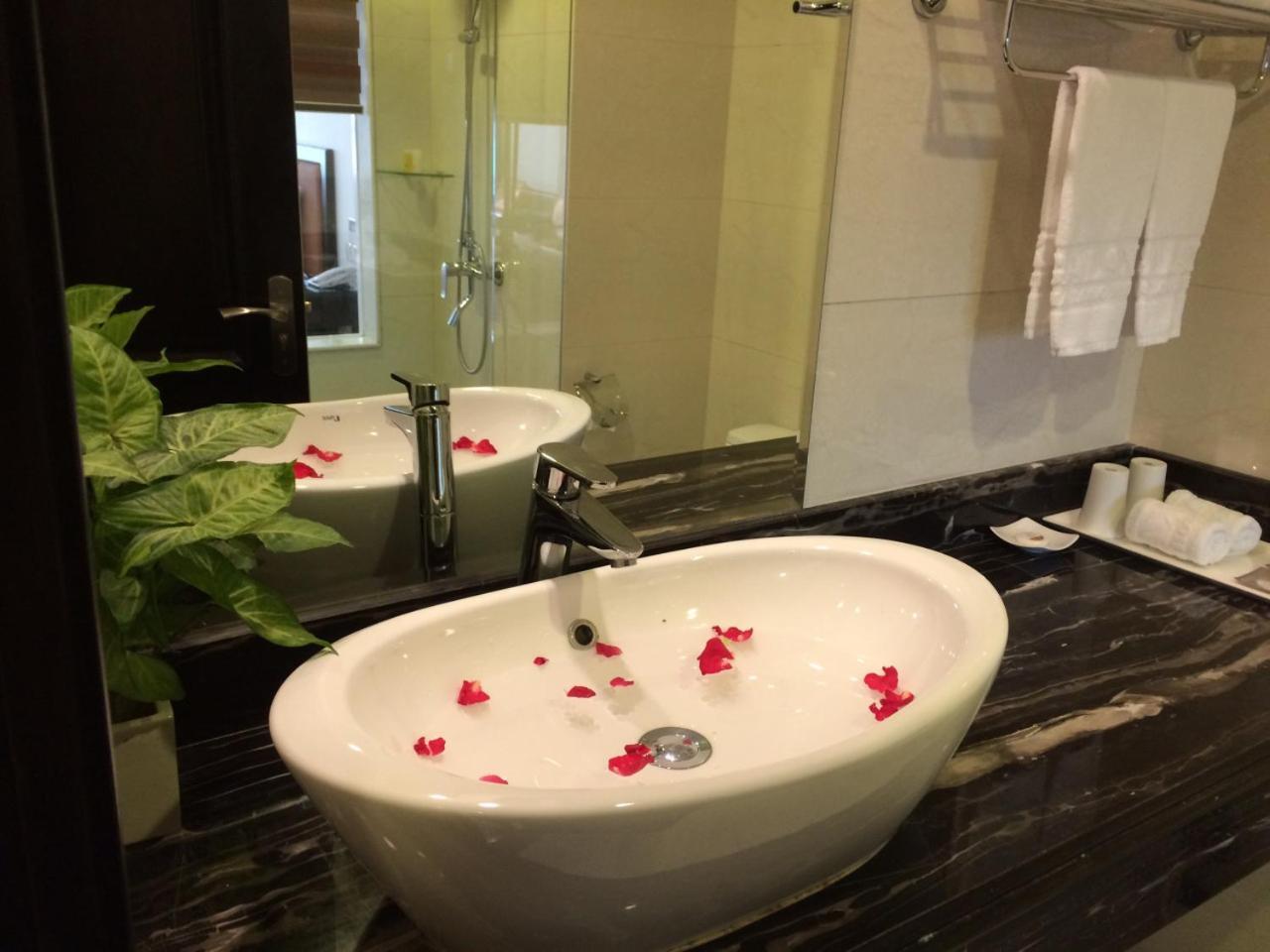 Hotel Galaxy Halong Ha Long