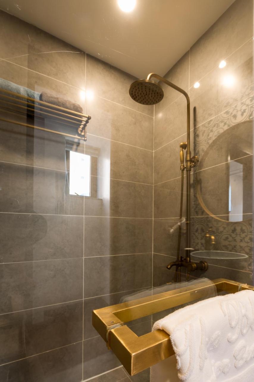 The Blossom House Khách sạn 4*