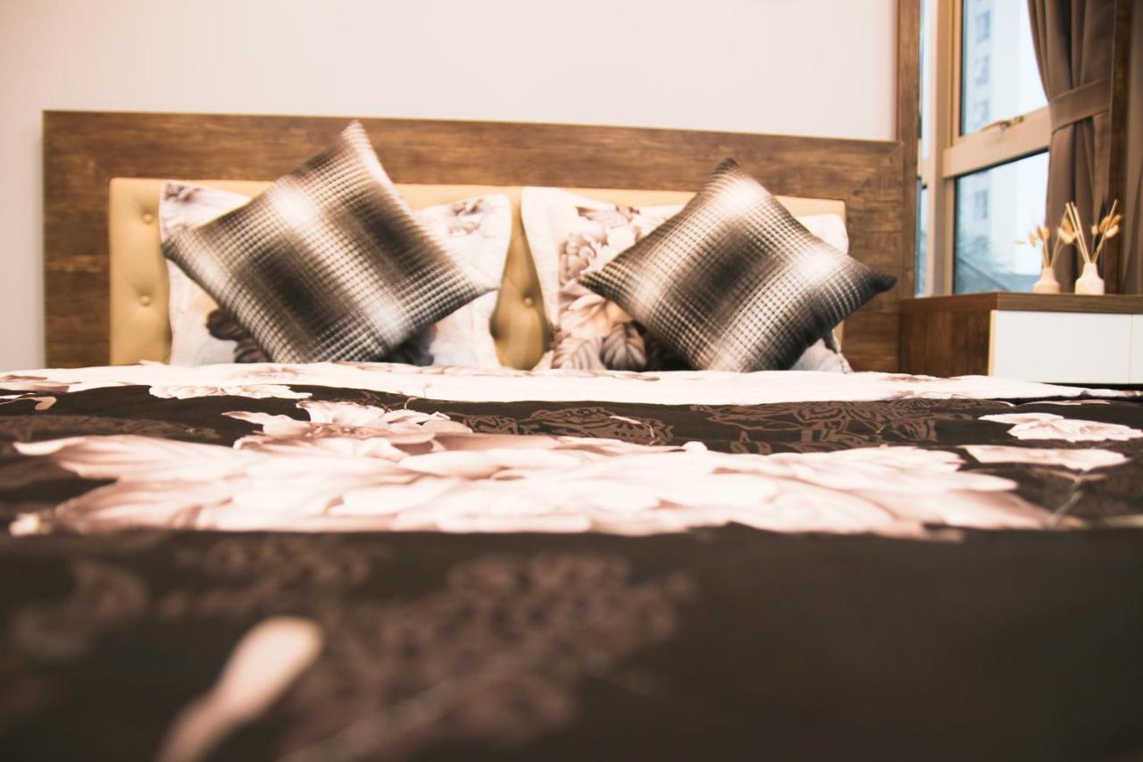 Luxhomes Saigon - Vinhomes Park Căn hộ TP. Hồ Chí Minh