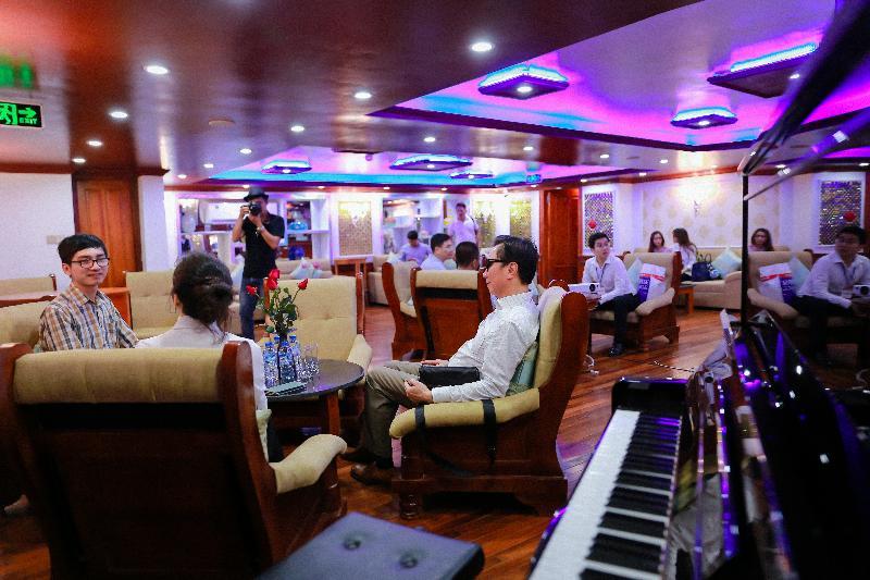  Emperor Cruises Legacy Ha Long