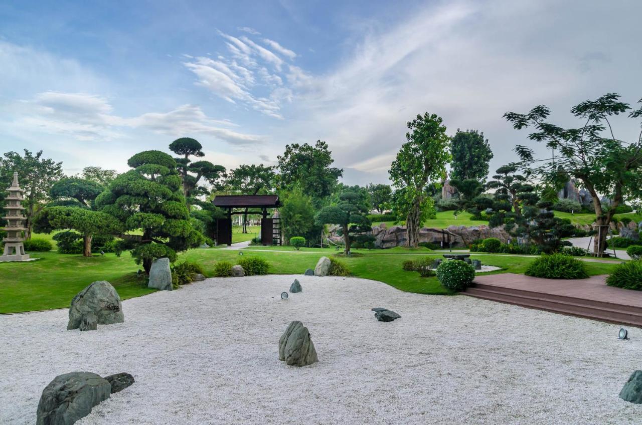 Luxhomes Saigon - Vinhomes Park Căn hộ *