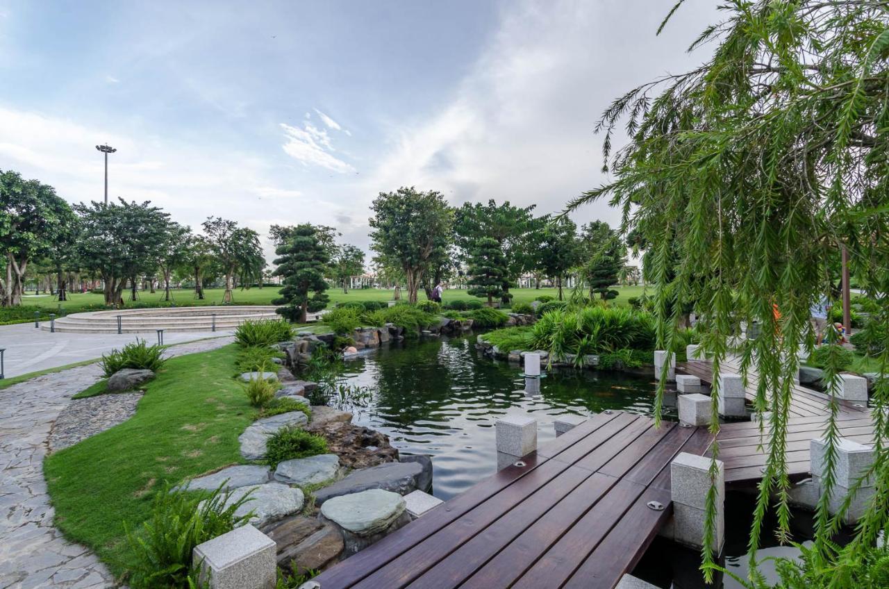 Luxhomes Saigon - Vinhomes Park Căn hộ TP. Hồ Chí Minh