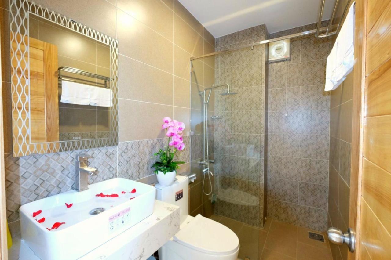 Marigold & 3* Da Nang
