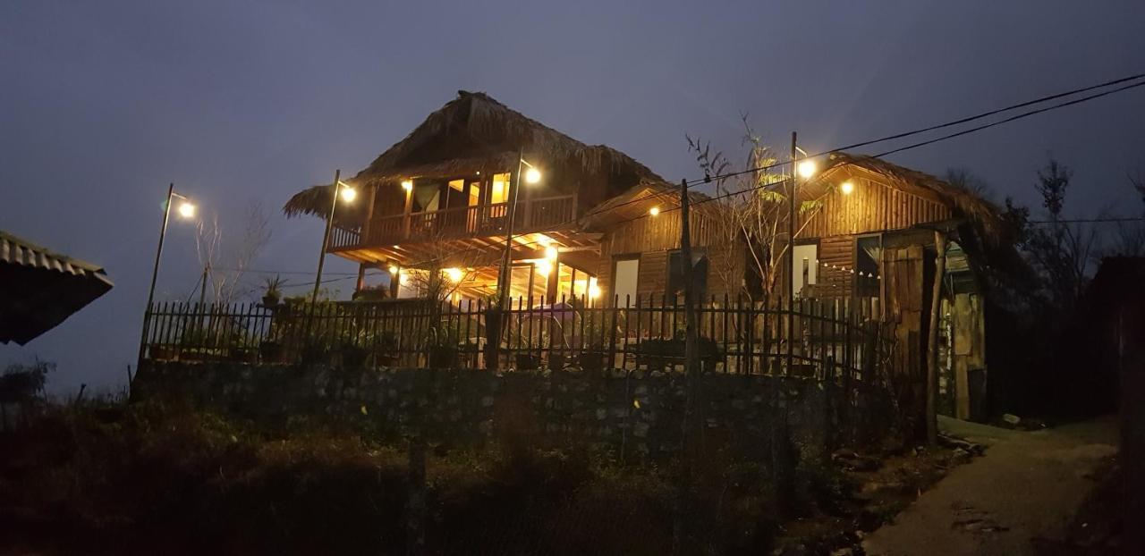 Homestay Tavan View *