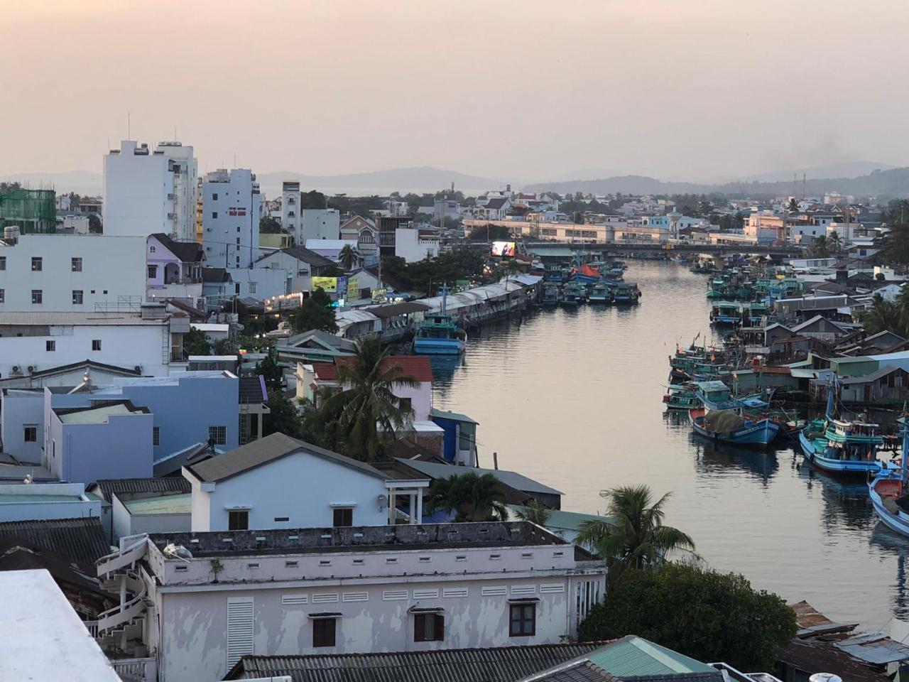 Tuyết Hiển