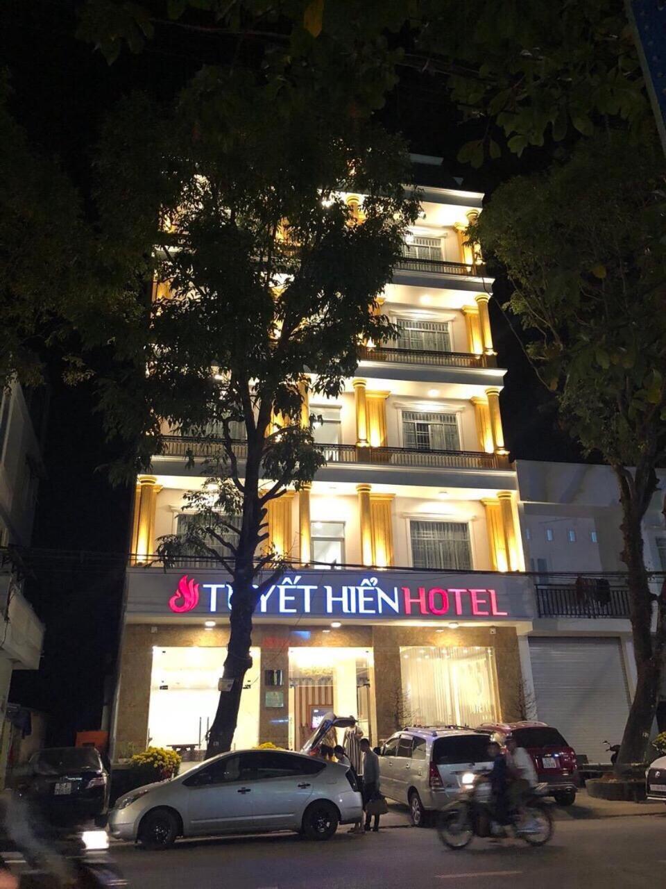 Tuyết Hiển Phú Quốc