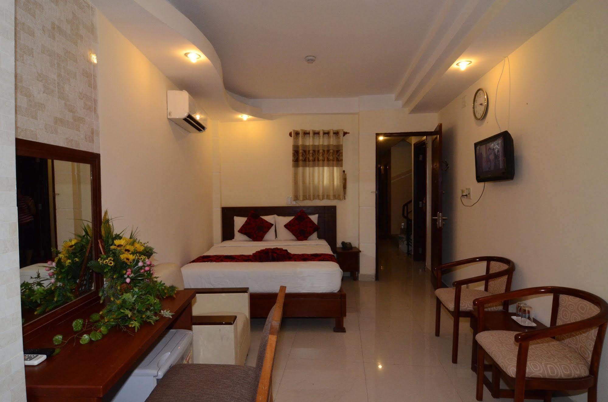 Vintage Park View & - Hoang Phi Hotel 3*