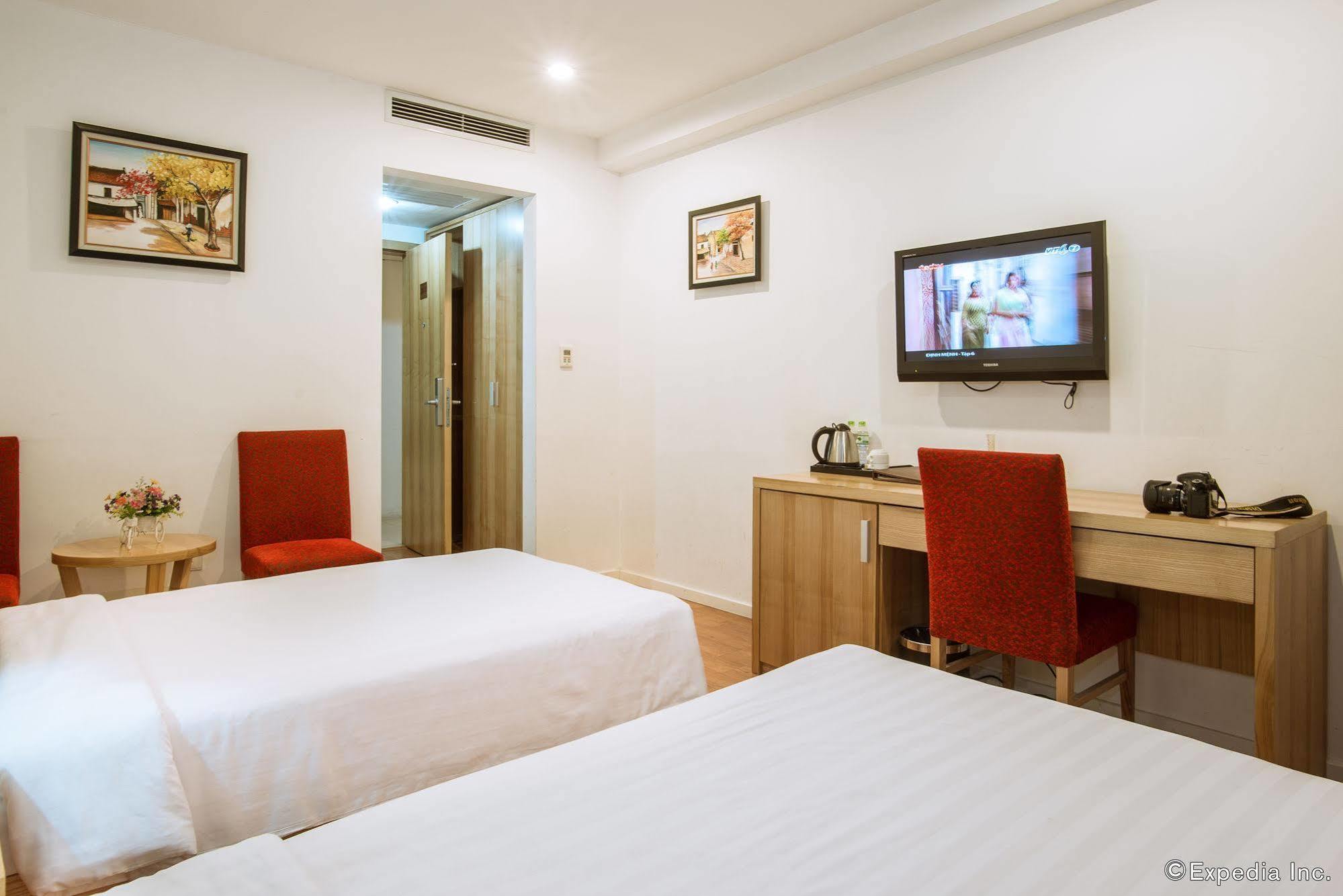 Hotel Romance Hanoi