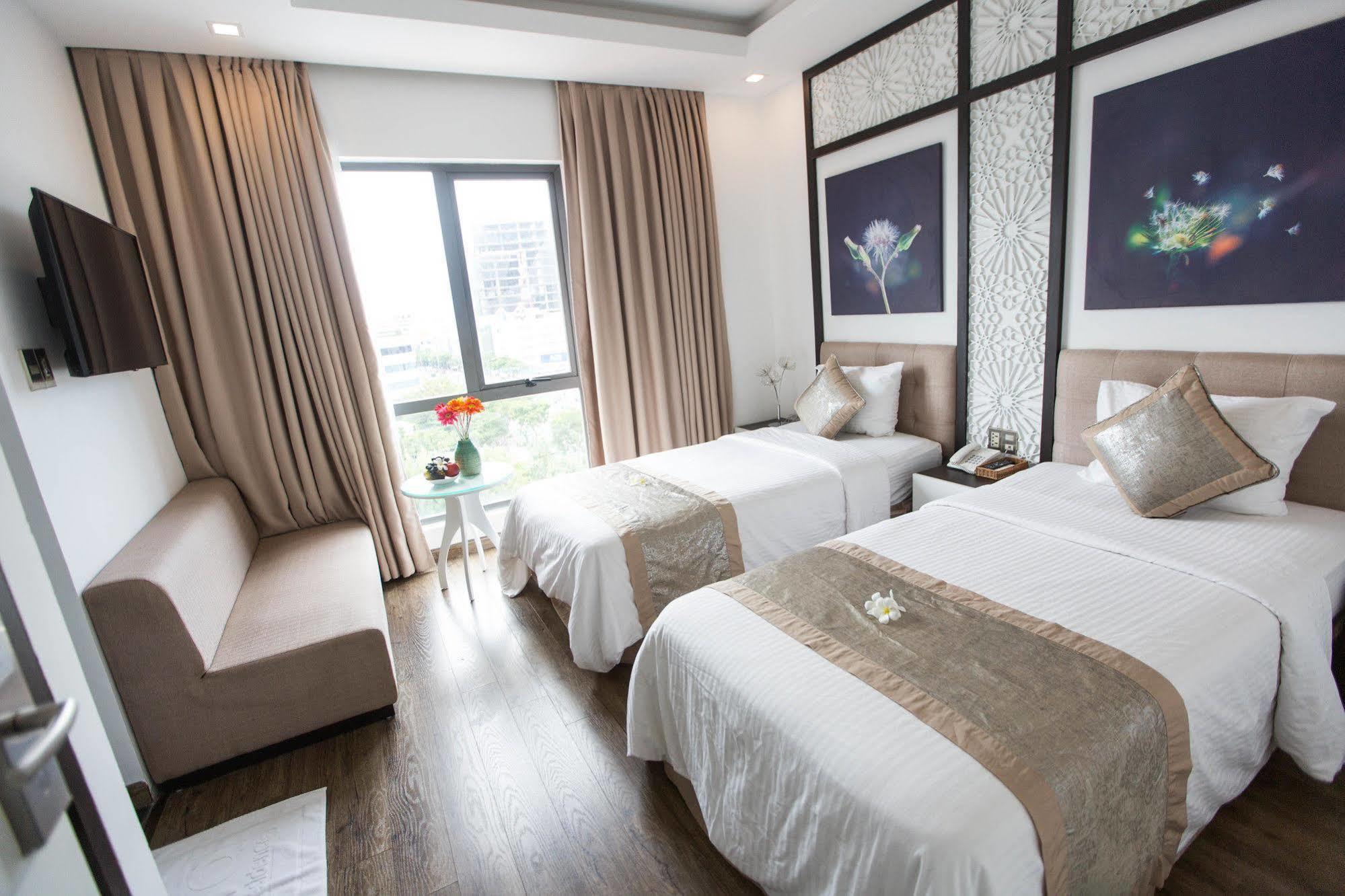Hotel Flora & Đà Nẵng