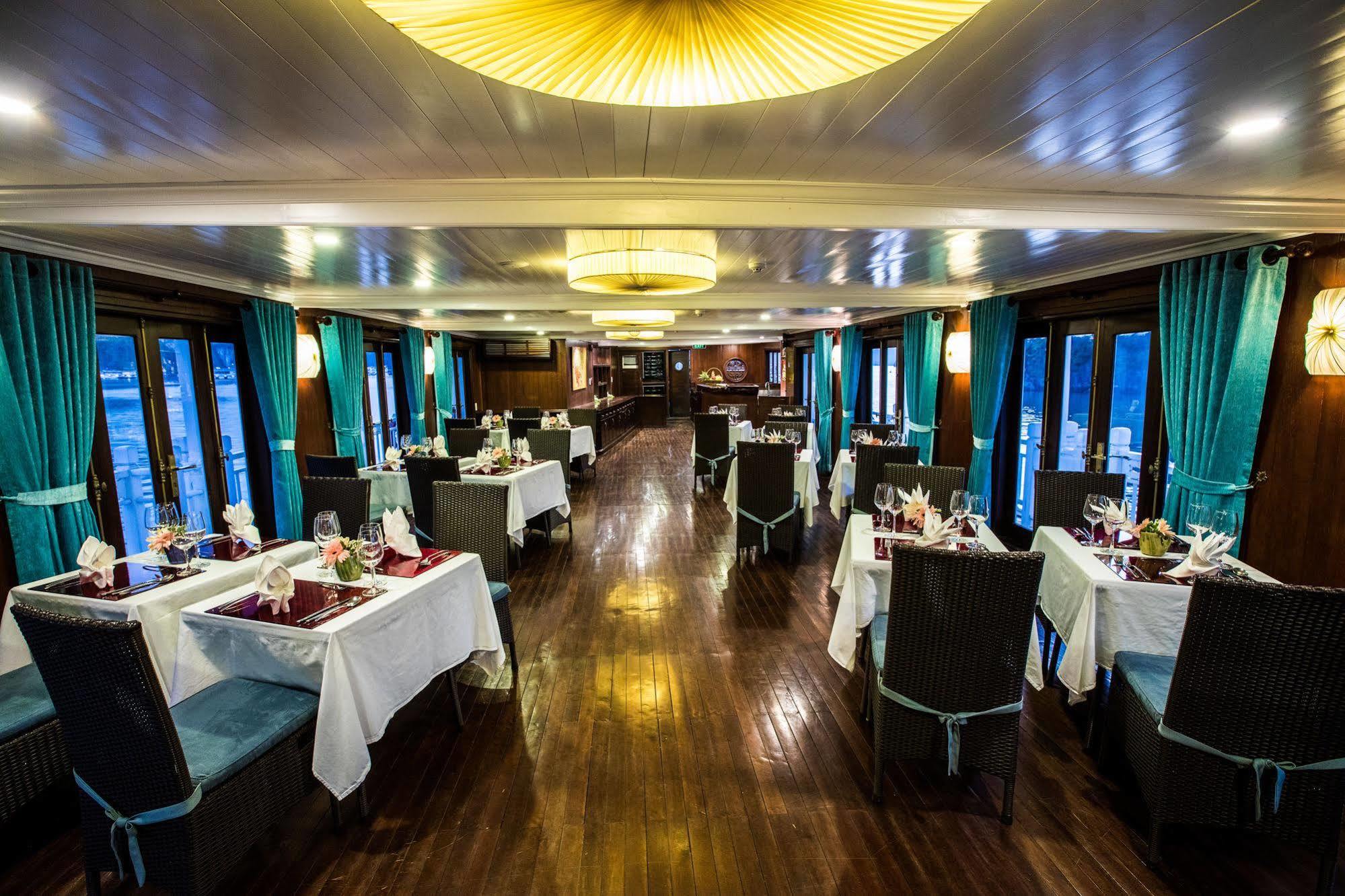 Bhaya Halong Cruises 5*