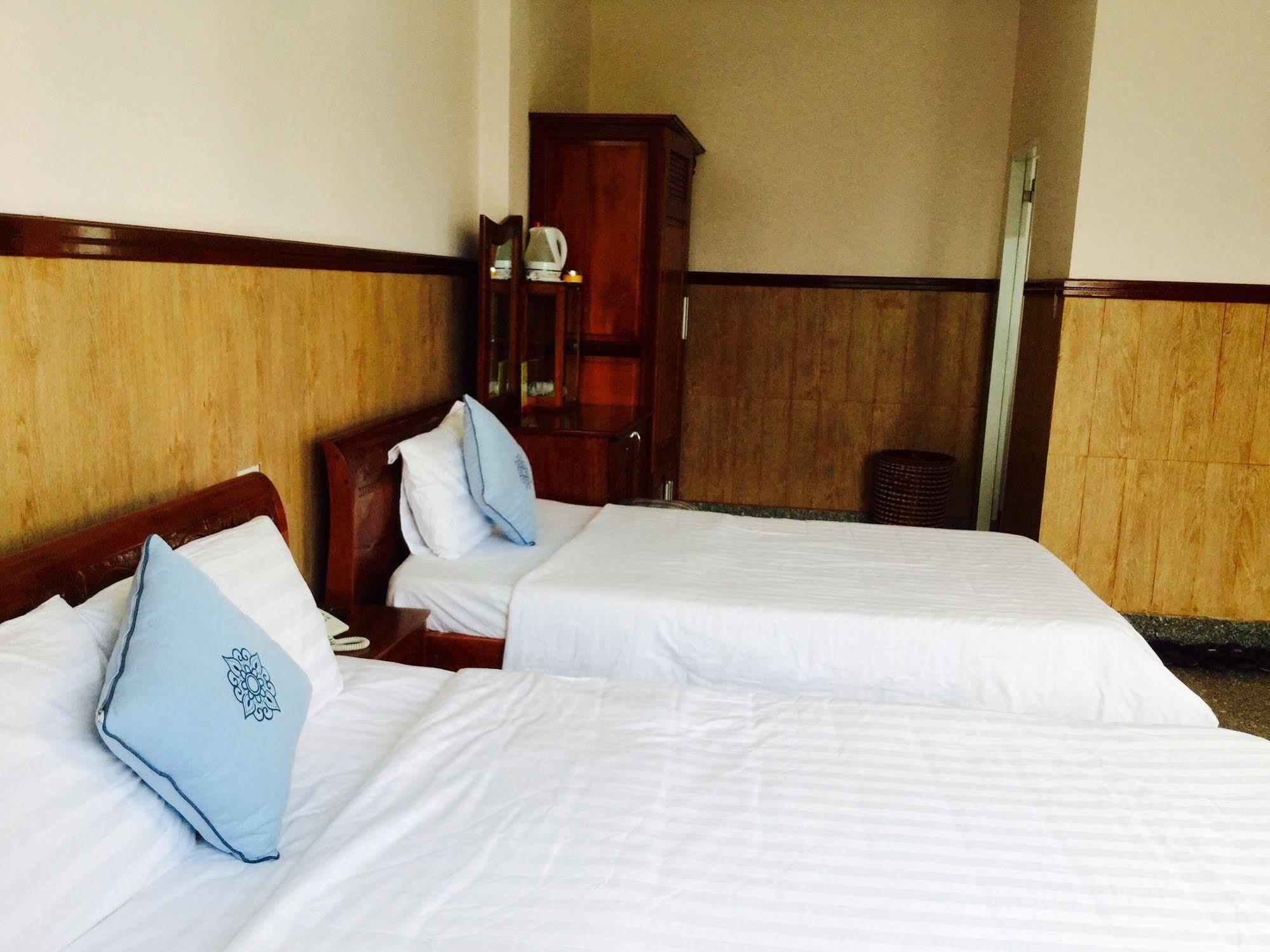 Hotel Anh Dao 2*