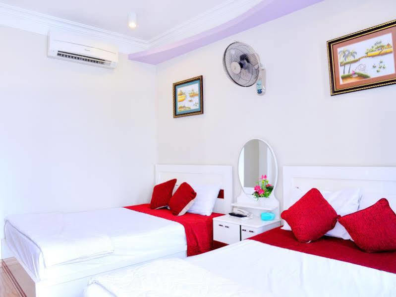 Hotel Cr 2*