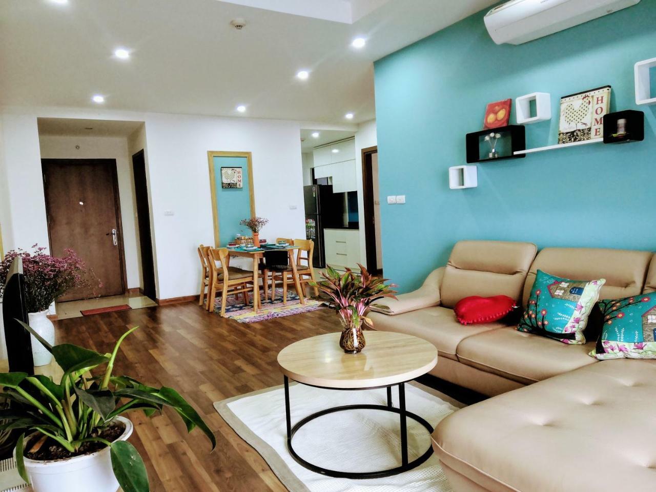 Luxury 3 Bedrooms Gold Mark City * Hanoi