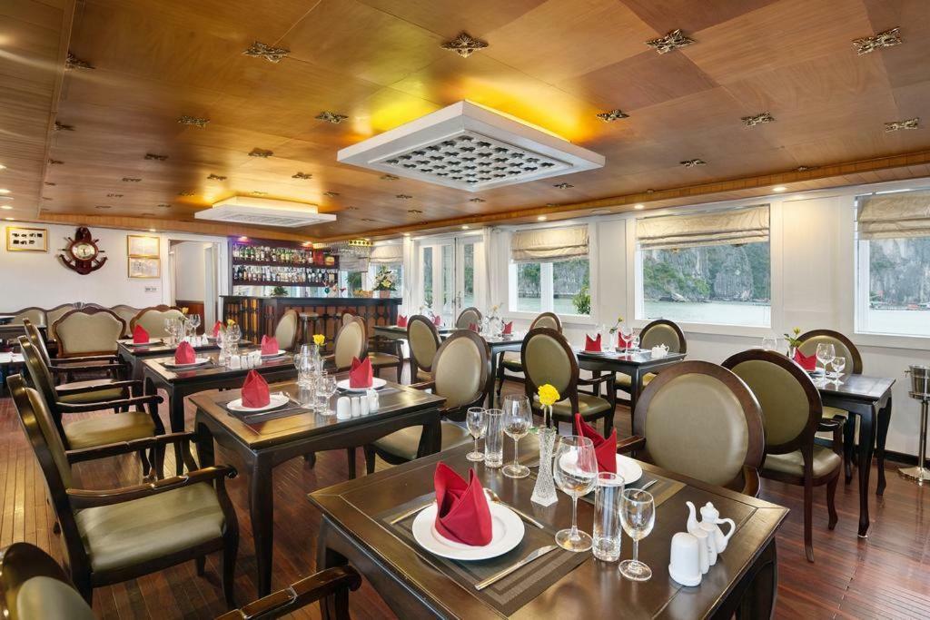  Halong Majestic Legend Cruise